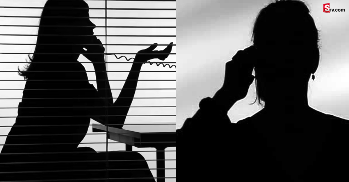 అమ్మాయిలు ఫోన్లు వాడకుండా నిషేధం.. ఎక్కడంటే?