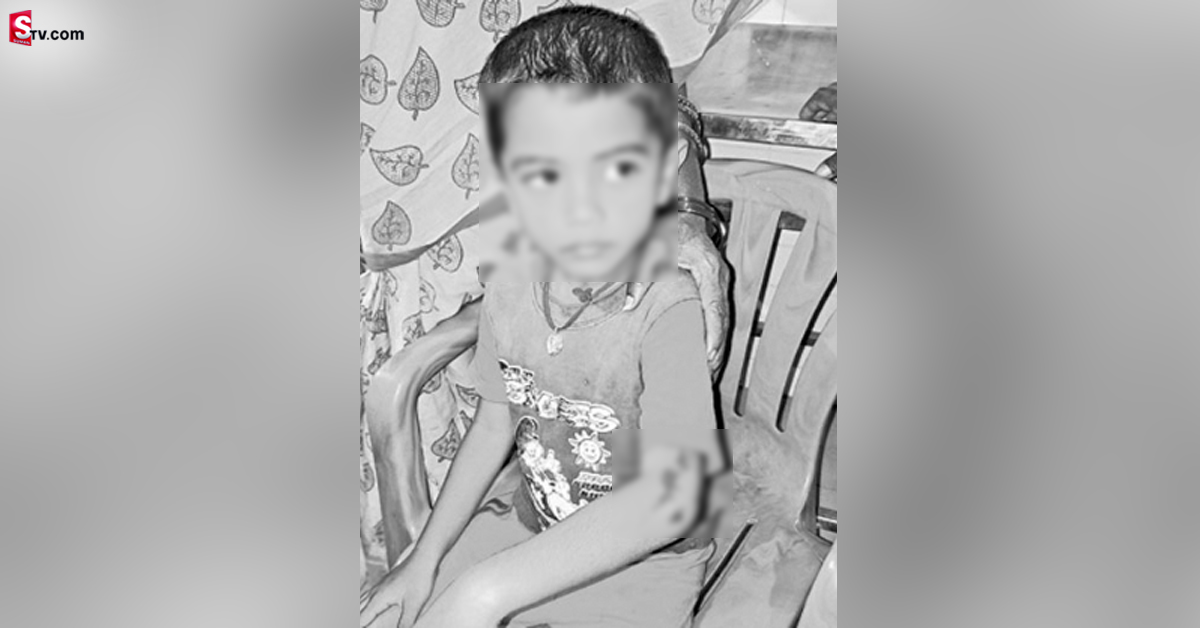 పెళ్లి బృందం పై పిచ్చికుక్క దాడి! 10 మందికి గాయాలు..