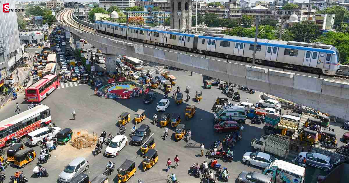 రేపు నగరంలో ట్రాఫిక్ ఆంక్షలు.. ఈ రూట్లలో వెళ్లకపోవడం బెస్ట్!