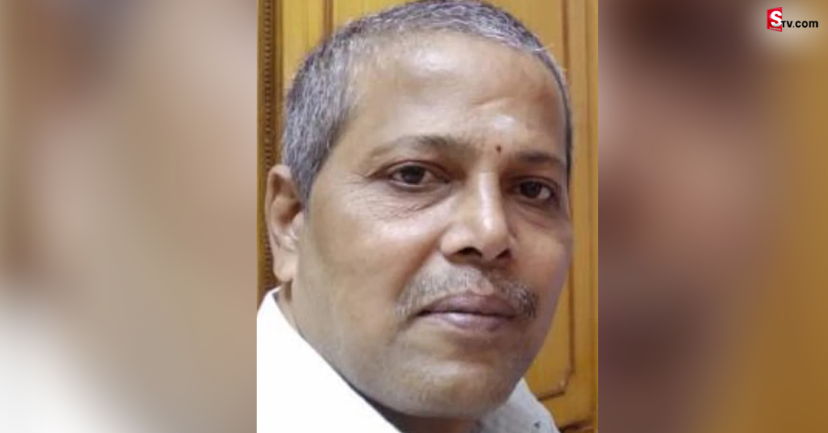 షటిల్ ఆడుతూ.. గుండెపోటుతో మరో పోలీస్ అధికారి మరణం