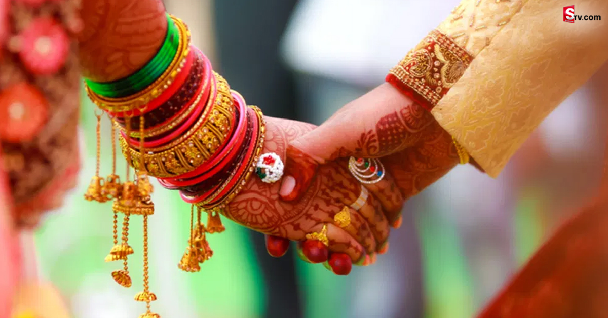 ఇలాంటి పెళ్లి ఎప్పుడూ చూసుండరు.. మహిళా దినోత్సవం రోజున భద్రాద్రి యువకుడి సాహసం..!