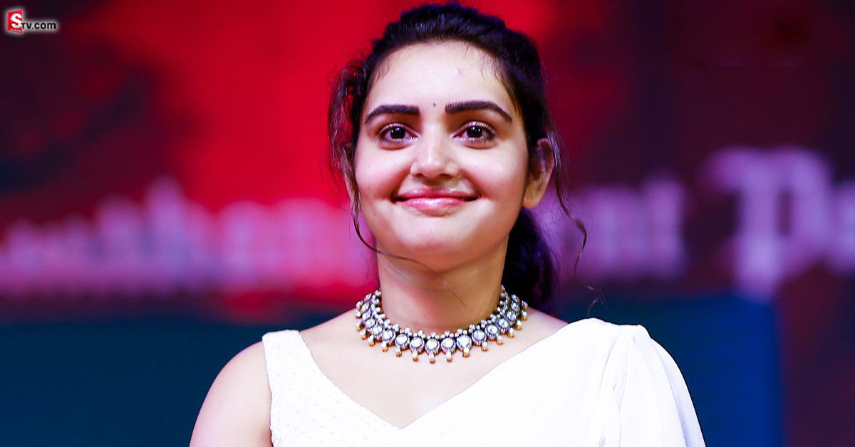 ఎవరీ సోనియా సింగ్? జూనియర్ మధుబాల బ్యాగ్రౌండ్ ఏంటి?