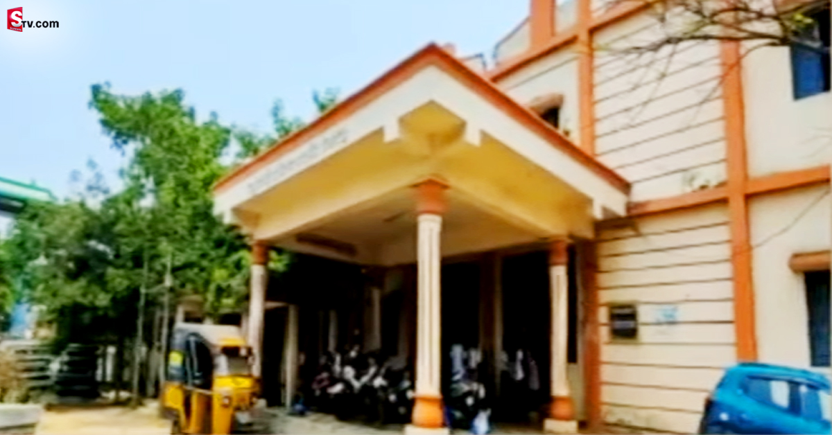 ఏపీ: లవర్ కోసం కత్తులతో పొడుచుకున్న 9వ తరగతి విద్యార్థులు..!