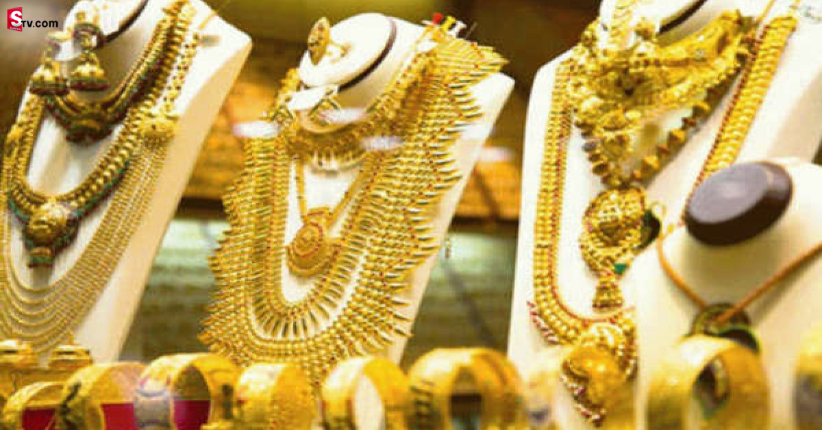 Gold Price: మరో 10 రోజుల్లో భారీగా పెరగనున్న బంగారం ధర.. కారణాలివే..!