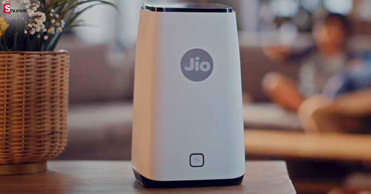Jio AirFiber: బ్రాడ్​బ్యాండ్ సేవల్లో జియో సంచలనం.. ఇకపై ఇంటర్నెట్​కు కేబుల్స్​తో పనిలేదు!
