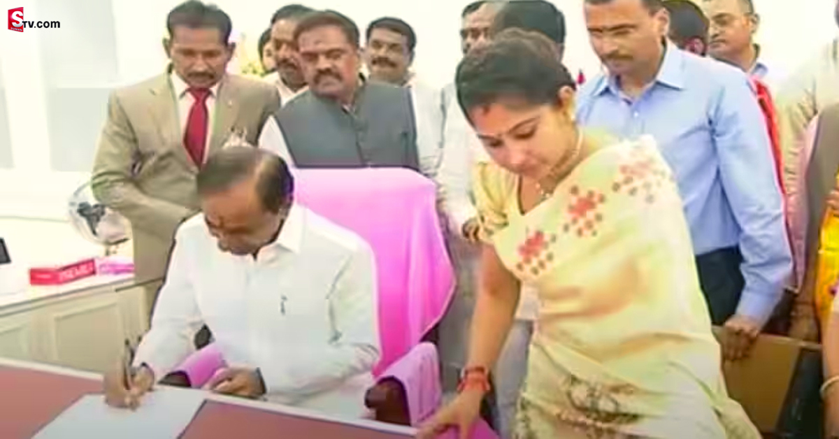 KCR: నూతన సచివాలయం ప్రారంభం.. ఆ ఫైల్‌పై తొలి సంతకం!