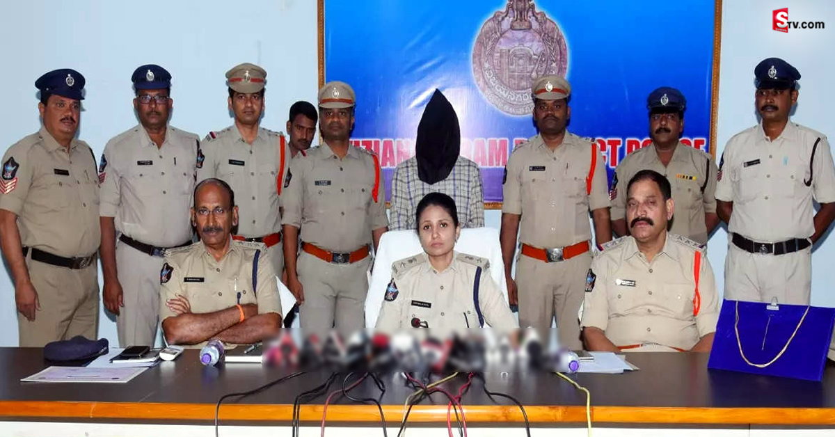 వీడిన మర్డర్‌ మిస్టరీ: చంపిన పాపం పోవాలని దుర్గమ్మకు తలనీలాలు..
