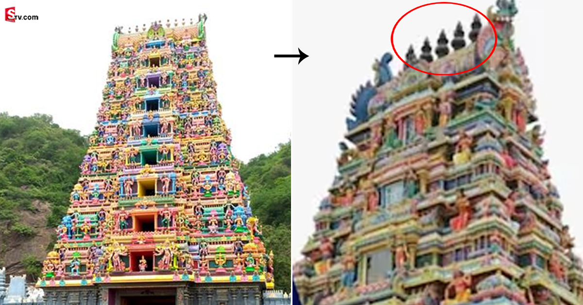 Durga Temple: నల్లగా మారుతున్న బంగారు కలశాలు.. దుర్గగుడిలో ఏం జరుగుతోంది..?