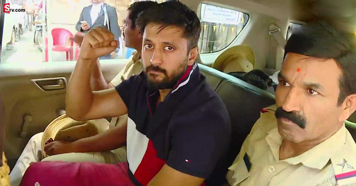 ఏడుకొండల వాడితో పెట్టుకుంటే ఇలానే అవుతుంది.. నటుడికి దేశ బహిష్కరణ