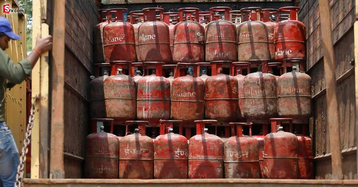 Rs.200 Offer on Gas Booking: గ్యాస్ సిలిండర్‌పై రూ. 200 తగ్గింపు..