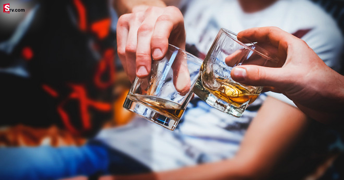 Alcohol: ఆ బార్‌లో మద్యం తాగిన కాసేపటికే ఇద్దరు మృతి.. కారణం
