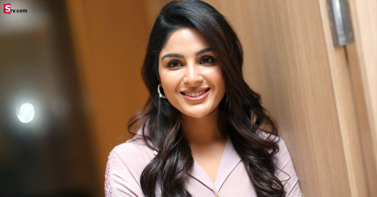 Samyuktha Menon: హీరోయిన్ సంయుక్తా మీనన్ మంచి మనసు.. కాలేజీ స్టూడెంట్స్ కోసం ఏకంగా..!