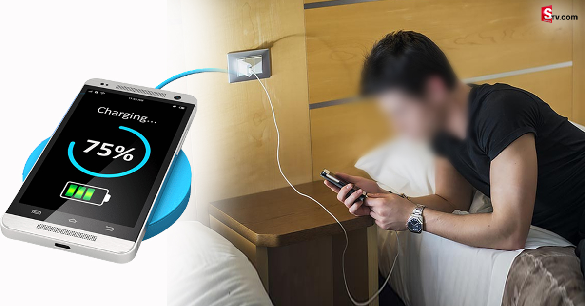 Smart Phone: ఛార్జింగ్ పెట్టి ఫోన్ వాడుతున్నారా? ఎంత ప్రమాదమో తెలిస్తే లైఫ్‌ లో అలా చేయరు!