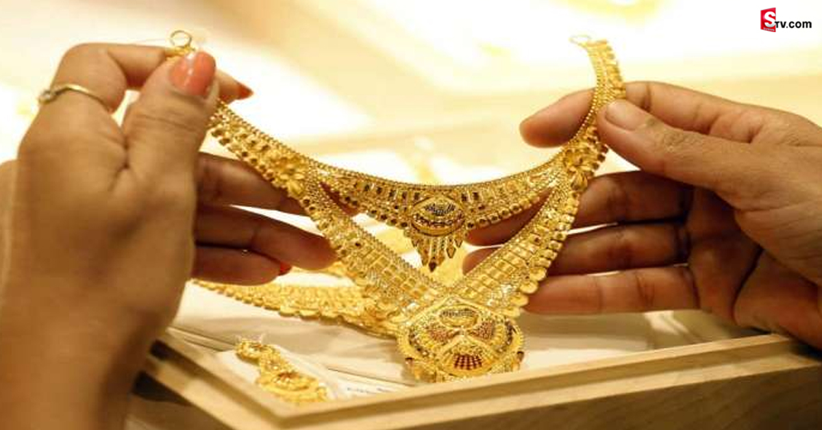 Gold Rates: వరుసగా రెండో రోజు తగ్గిన బంగారం ధర.. ఇవాళ మార్కెట్లో తులం ఎంతంటే?