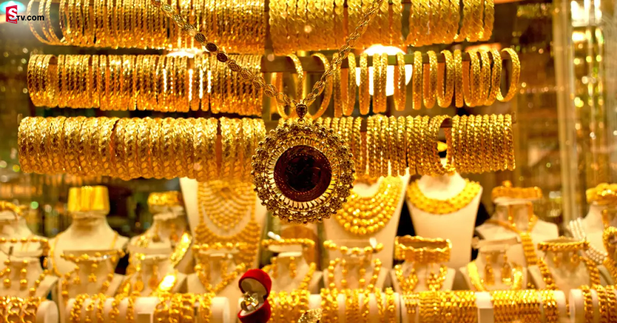 Today Gold Rates: బంగారం కొనే ఉద్దేశం ఉందా? ఐతే ఈరోజు కొంటే లాభమో? నష్టమో తెలుసుకోండి..