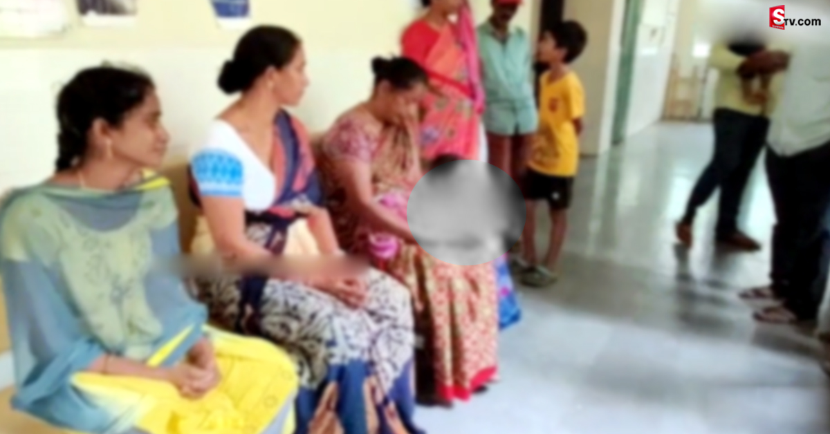 నర్సులు చేసిన నిర్వాకం.. శిశువు మృతి!