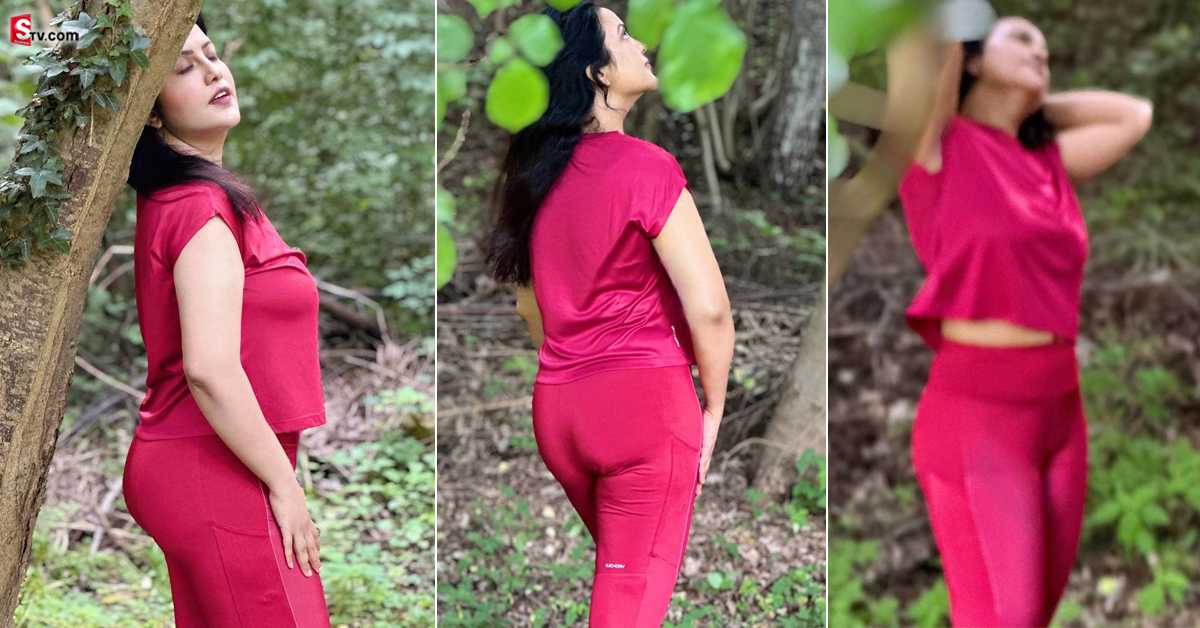 Amruta Fadnavis: ఈమె డిప్యూటీ సీఎం భార్య.. ఈమె అందం ముందు హీరోయిన్స్ కూడా సరిపోరు