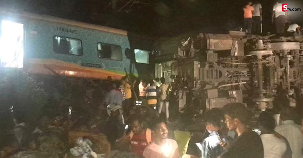 Coromandel Express: ఒడిశాలో ఘోర రైలు ప్రమాదం.. 70 మంది తెలుగు ప్రయాణికులు ఏమైనట్లు?