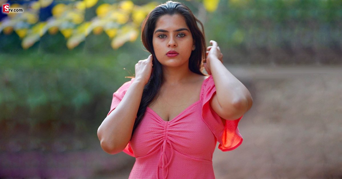 బలగం భామ బోల్డ్‌ కామెంట్స్‌.. డబ్బు ఇస్తే దానికి కూడా రెడీ అంటూ..