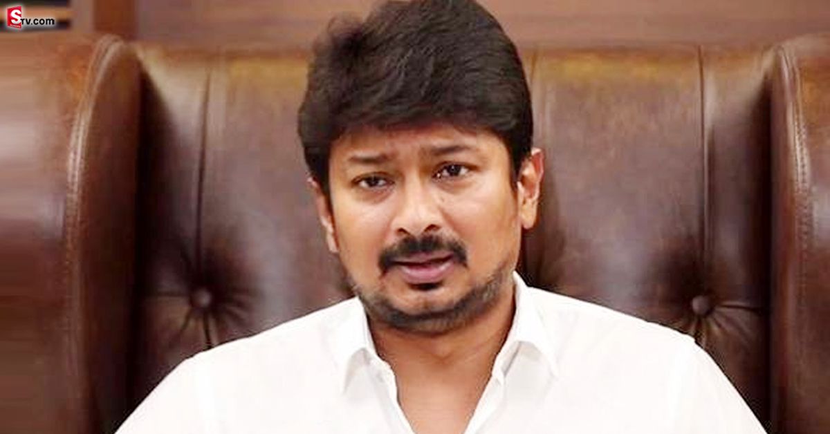 వీడియో: నటులు, అసిస్టెంట్లపై చెయ్యి చేసుకుంటున్న ప్రముఖ దర్శకుడు!