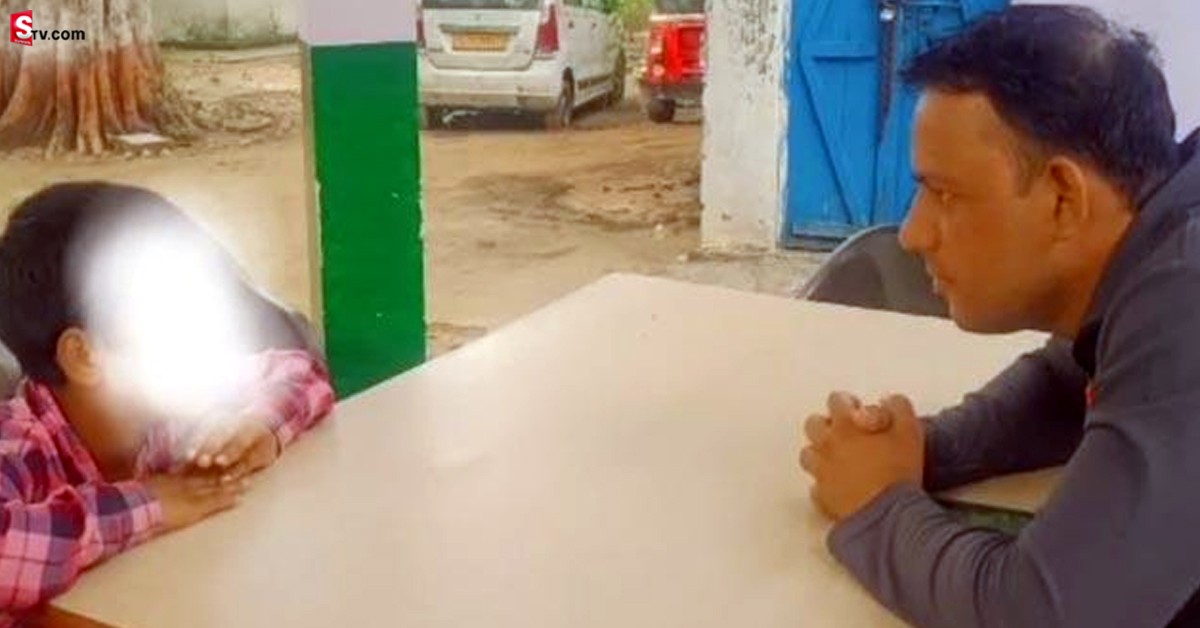 సార్.. మా అమ్మను కాపాడండి! పోలీసులను ఆశ్రయించిన 12 ఏళ్ల బాలుడు!