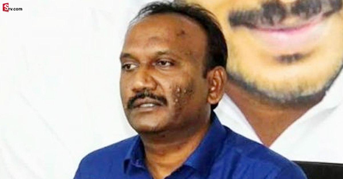పాము కాటుకు గురైన మాజీ ఎమ్మెల్యే ఆమంచి కృష్ణమోహన్.. ఆస్పత్రిలో చేరిక!