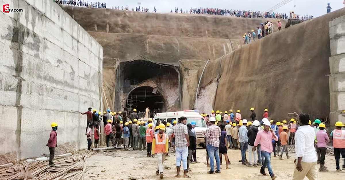 బ్రేకింగ్ : APలో ప్రమాదం.. టన్నెల్ విరిగి పడి కార్మికులు మృతి