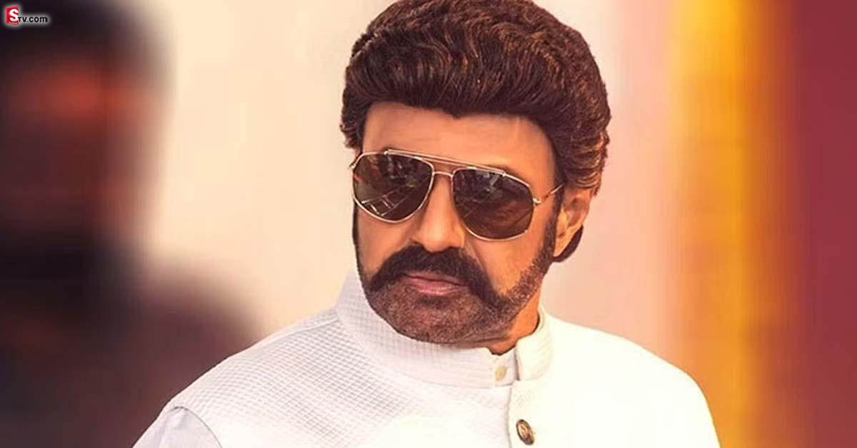 బాలయ్యతో పాన్ ఇండియా డైరెక్టర్ సూపర్ హీరో సినిమా!