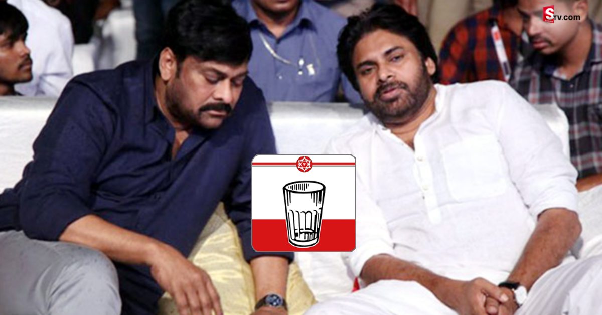 చిరంజీవి రూటు మార్చారా? జనసేనలోకి ఎంట్రీ ఇస్తారా?