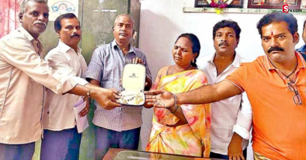 కండక్టర్ నిజాయితీ.. రూ. 6 లక్షల విలువైన బంగారాన్ని వెనక్కి ఇచ్చేశారు